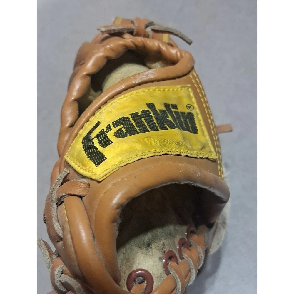 Franklin Field Master Series 4609 Youth Baseball Glove Size 9.5